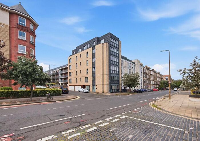 1 Bedroom Flat For Sale In Flat, B Hopetoun Street, Edinburgh, EH7