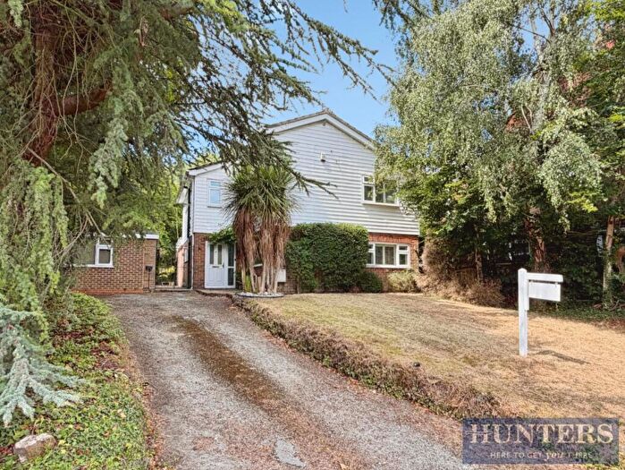4 Bedroom Detached House For Sale In Taylors Lane, Trottiscliffe, West Malling, ME19