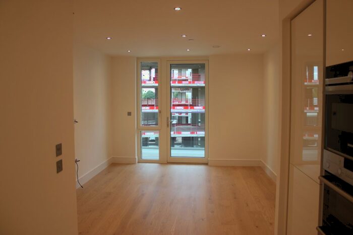2 Bedroom Flat For Sale In Yardley Court, , Garnet Place, West Drayton, UB7