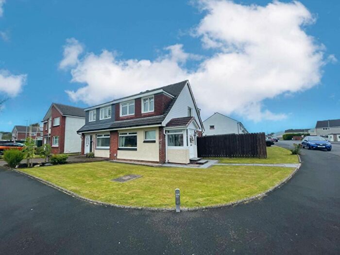 3 Bedroom Semi-Detached House To Rent In Afton Drive, Renfrew, PA4