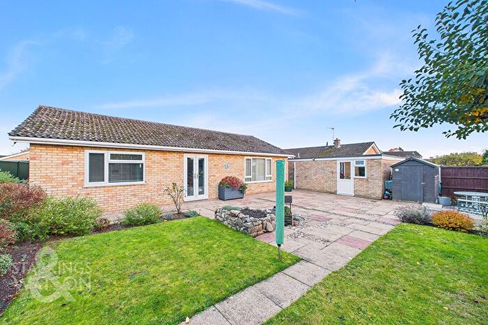 3 Bedroom Detached Bungalow For Sale In Hawk Crescent, Diss, IP22