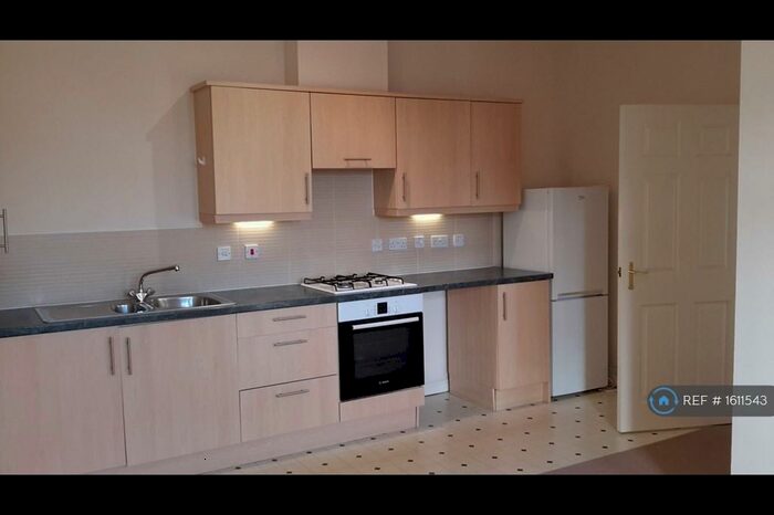 2 Bedroom Flat To Rent In Alicia Close, Swindon, SN25