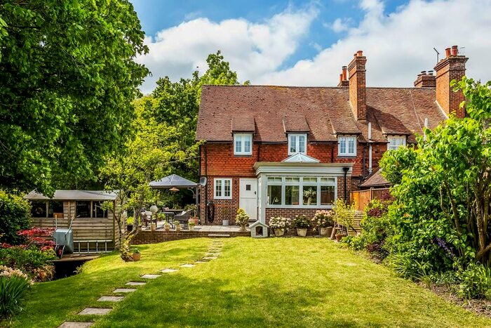 4 Bedroom End Of Terrace House For Sale In Ide Hill, Sevenoaks, TN14