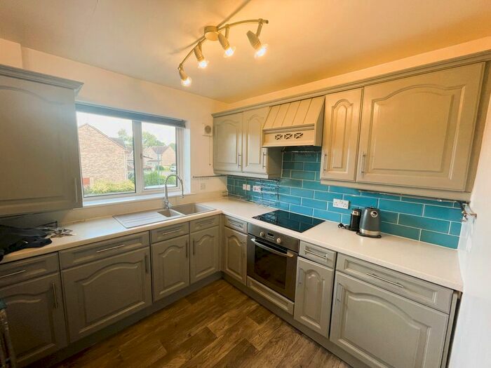 2 Bedroom Flat To Rent In Lakeside Boulevard, Doncaster, DN4