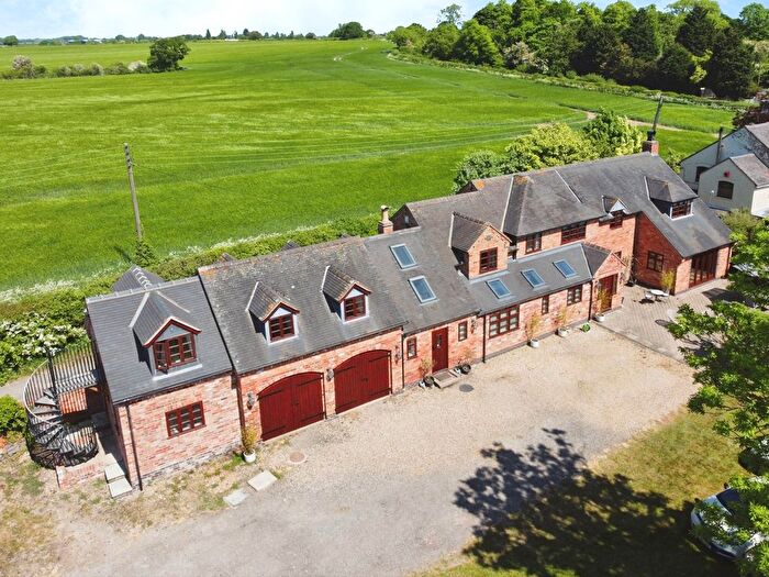 5 Bedroom Detached House For Sale In Leather Mill Lane, Nuneaton, Warwickshire, CV10