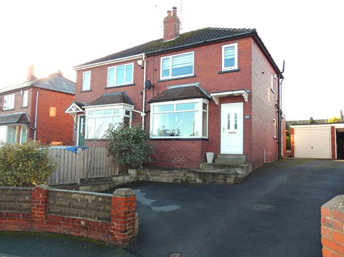 2 Bedroom Semi Detached House To Rent In Hare Park Mount, Leeds, LS12