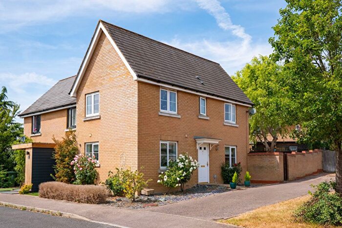 3 Bedroom Semi-Detached House For Sale In Mayfield Way, Great Cambourne, CB23