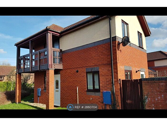 2 Bedroom Semi Detached House To Rent In Ashpole Furlong, Loughton, Milton Keynes, MK5