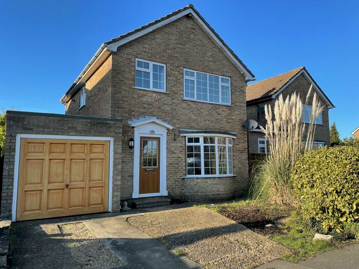 3 Bedroom Detached House To Rent In Springett Avenue, Ringmer, BN8