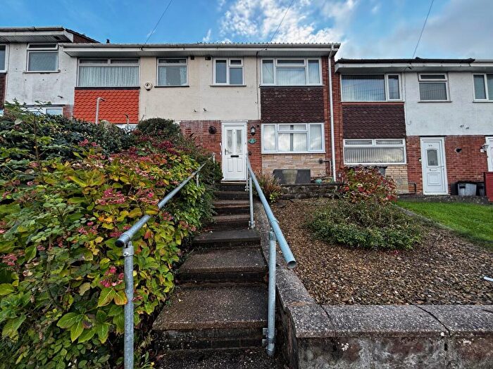 3 Bedroom Terraced House To Rent In Green Drive, B32