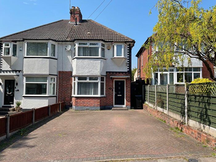 3 Bedroom Semi-Detached House For Sale In Harbeck Avenue, Great Barr, Birmingham, B44
