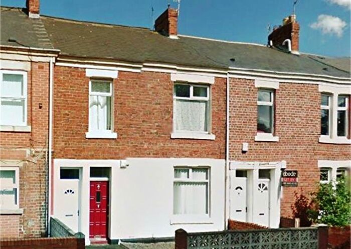 2 Bedroom Apartment To Rent In Heaton Park Road, Heaton, Newcastle, Tyne And Wear, NE6