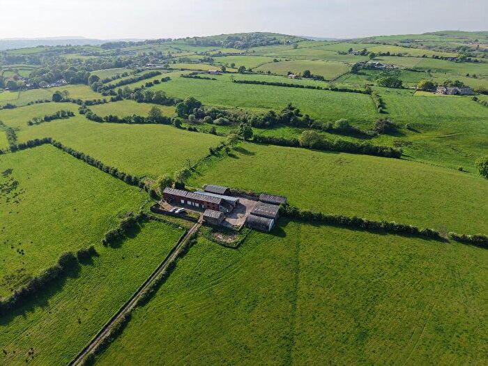 3 Bedroom Farm Land For Sale In Fernises Farm, OL10
