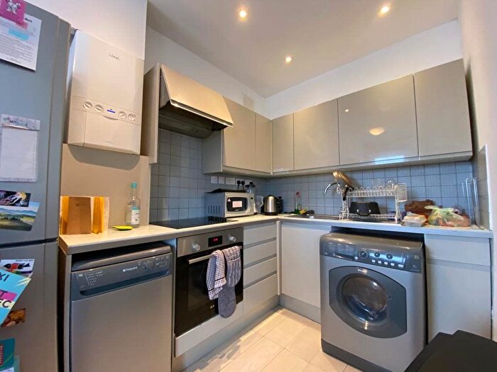 1 Bedroom Flat To Rent In Melville Road, Waltham Forest, E17