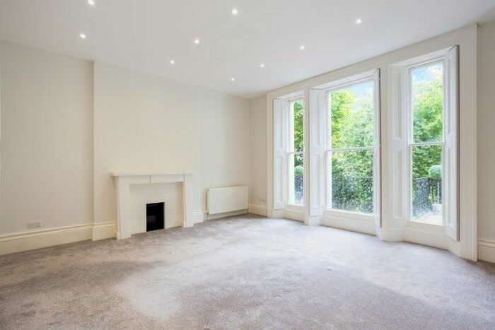 2 Bedroom Property To Rent In Onslow Gardens, London, SW7