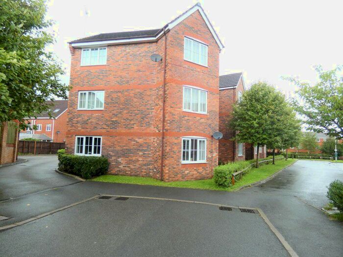 2 Bedroom Flat To Rent In Royal Drive, Ashton, PR2