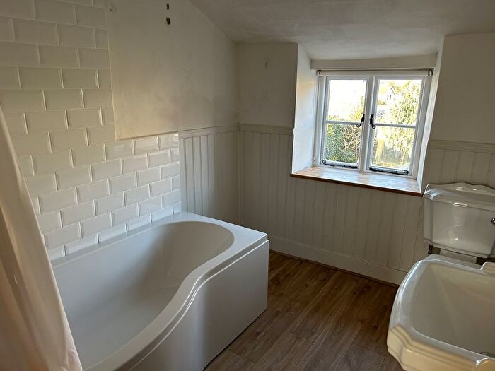 2 Bedroom Cottage To Rent In Llanbedr Road, Crickhowell, Powys., NP8