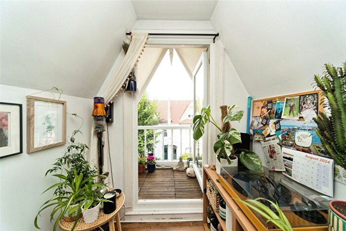 1 Bedroom Flat For Sale In Lancaster Road, Brighton, BN1
