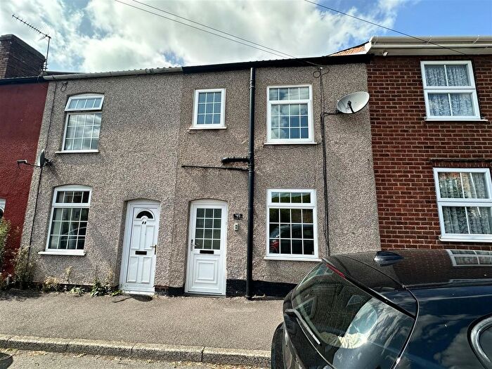 2 Bedroom Property To Rent In Wycliffe Road, Alfreton, DE55