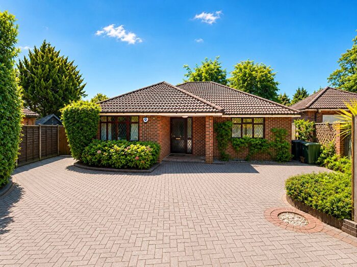 3 Bedroom Detached Bungalow For Sale In Bournemouth Road, Lyndhurst, SO43