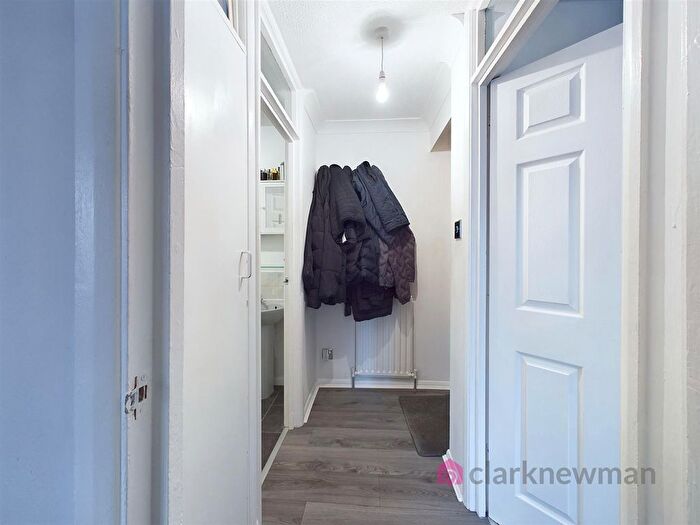 1 Bedroom Flat For Sale In Sovereign Court, Harlow, CM19
