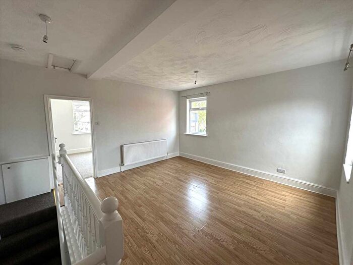 1 Bedroom Flat To Rent In Cottage Beck Road, Scunthorpe, DN16