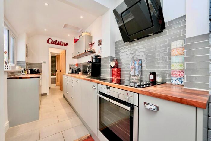 2 Bedroom Terraced House For Sale In High Street, Roxton, Bedford, MK44
