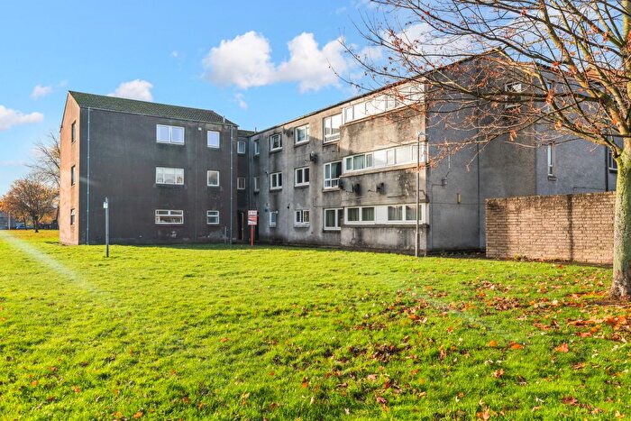 1 Bedroom Flat For Sale In Lumley Place, Grangemouth, FK3