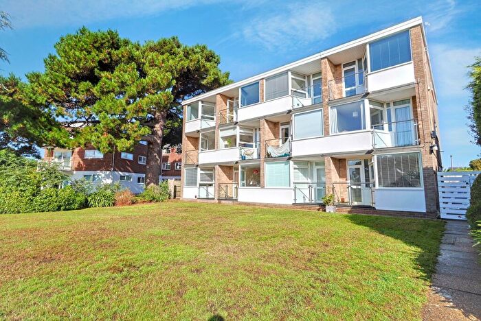1 Bedroom Flat For Sale In Flat, Sandford House, Mudeford Lane, Christchurch, Bournemouth, BH23