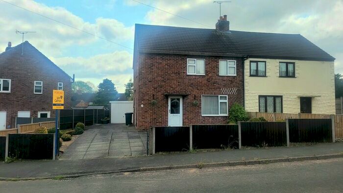 3 Bedroom Semi-Detached House For Sale In Hawthorn Avenue, Netherseal, DE12