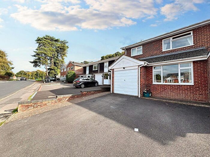 3 Bedroom Semi-Detached House For Sale In Earlswood Drive, Alderholt, SP6