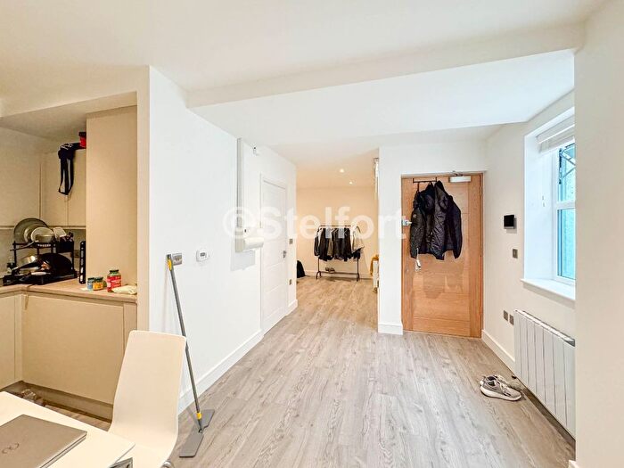 Studio To Rent In Leytonstone Road, London, E15