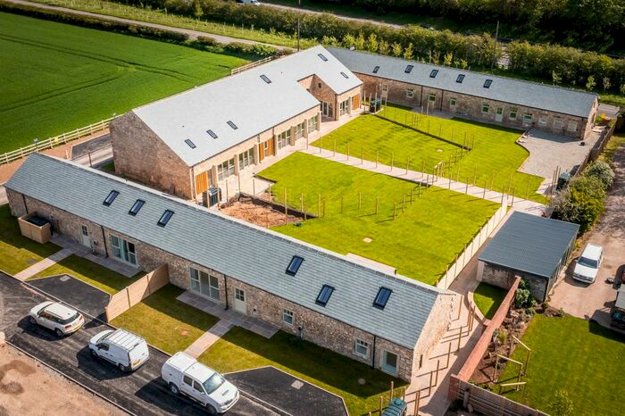 3 Bedroom Barn Conversion For Sale In Highfield Barns, Red House Lane, Pickburn, Doncaster, South Yorkshire, DN5