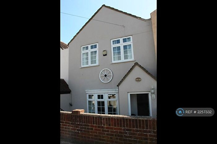 2 Bedroom Terraced House To Rent In Tavern Cottages, Ramsgate, CT11