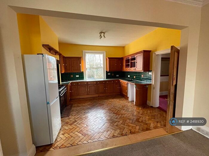 3 Bedroom Flat To Rent In Northampton Road, Market Harborough, LE16