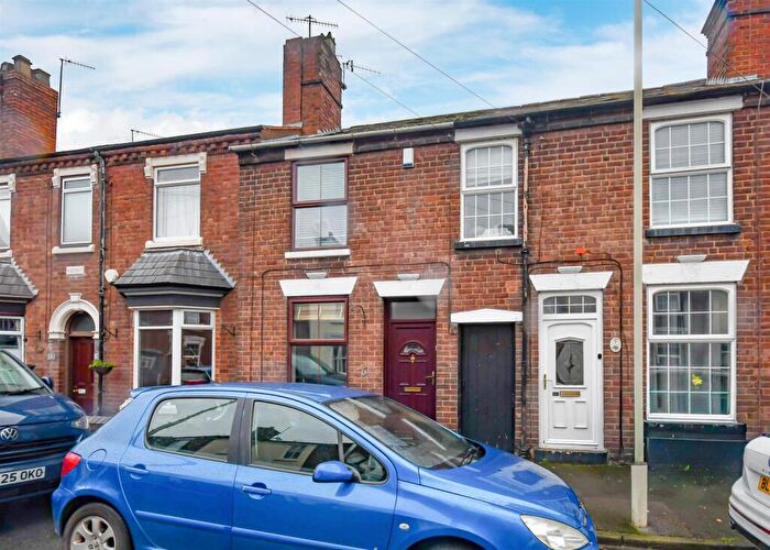 2 Bedroom Terraced House For Sale In John Street, Wordsley, Stourbridge, DY8