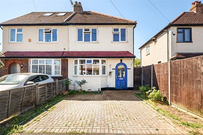 3 Bedroom Semi-Detached House For Sale In Ronelean Road, Surbiton, KT6