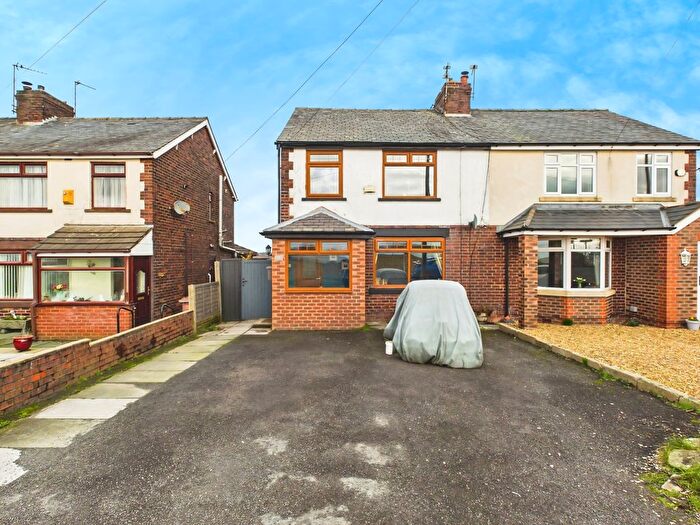 4 Bedroom Semi Detached House For Sale In Higher Lane, Crank, St Helens, WA11