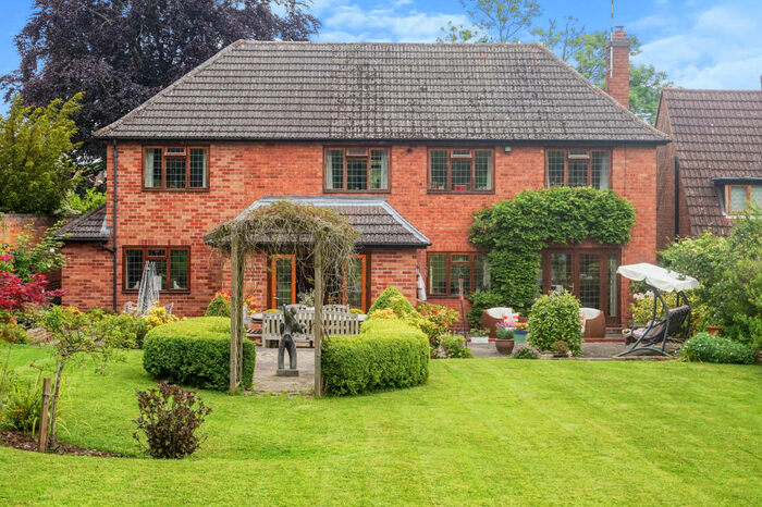 4 Bedroom Detached House For Sale In Ullenhall Street, Ullenhall, B95