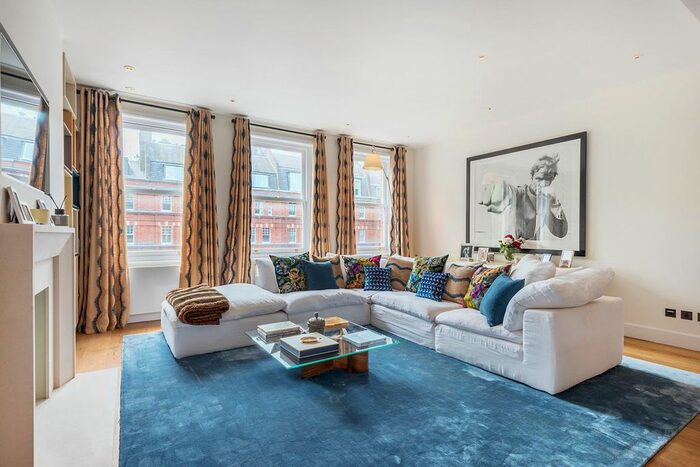 2 Bedroom Flat To Rent In Cheyne Gardens, Chelsea, SW3