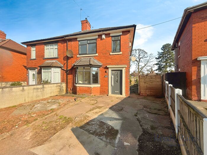 3 Bedroom Semi-Detached House To Rent In Leawood Road, Stoke-On-Trent, Staffordshire, ST4