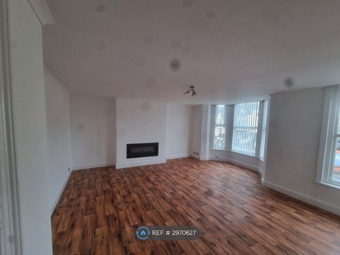 4 Bedroom Flat To Rent In Alexandra Road, Southport, PR9