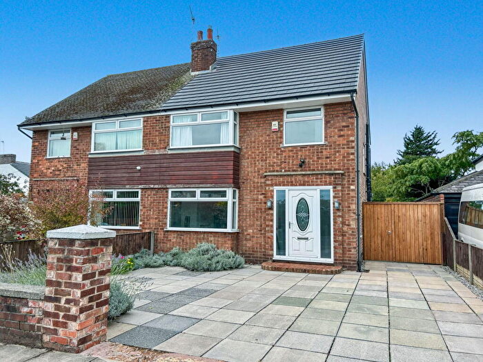 3 Bedroom Semi-Detached House For Sale In Shaftesbury Road, Birkdale, Southport, PR8