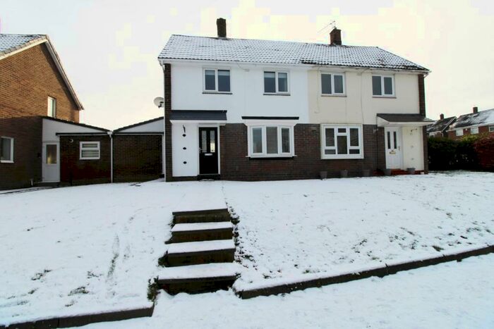 2 Bedroom House To Rent In Coach Road Estate, Washington, NE37