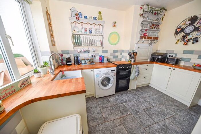 3 Bedroom Terraced House For Sale In Morley Crescent, Cowplain, Waterlooville, PO8