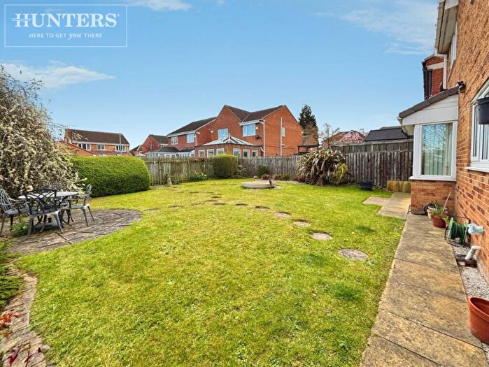 4 Bedroom Detached House For Sale In Hall Cross Avenue, Wombwell, Barnsley, S73