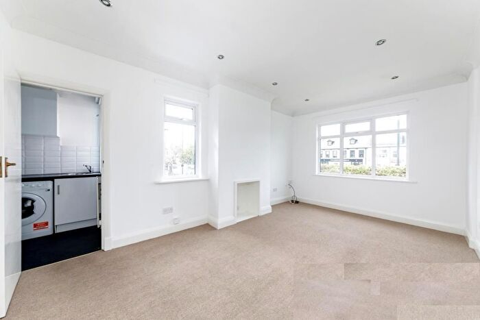 1 Bedroom Flat For Sale In Spital Terrace, Newcastle Upon Tyne, NE3