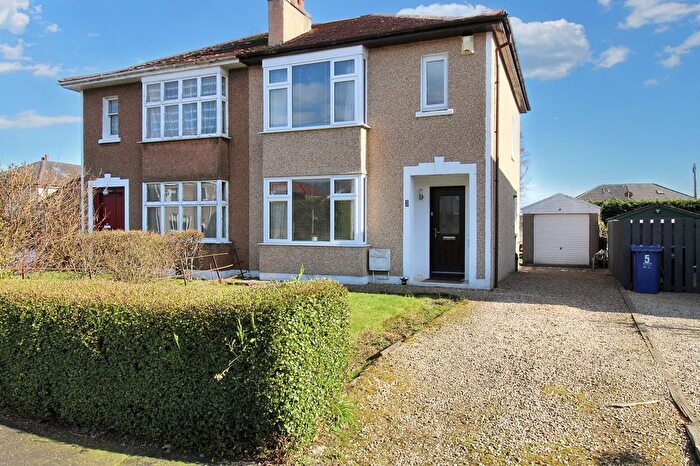3 Bedroom Semi-Detached House For Sale In Wallace Road, Renfrew, Renfrewshire, PA4