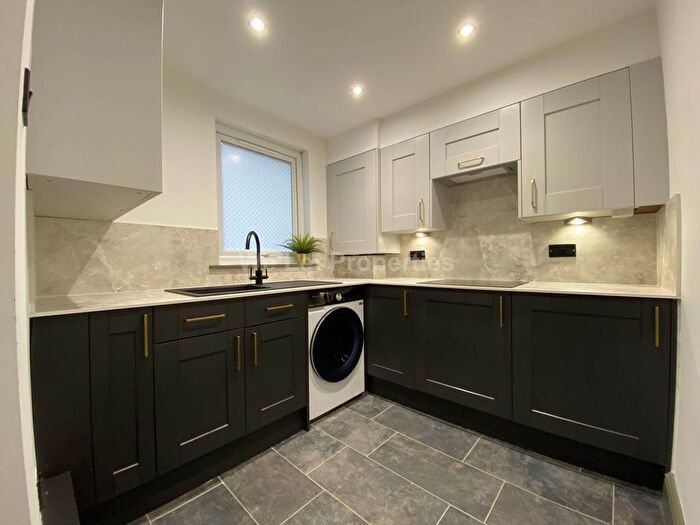 1 Bedroom Flat To Rent In Len Cox Walk, Northern Quarter, M4