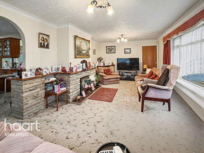 3 Bedroom Bungalow For Sale In Damgate Road, Holbeach, PE12